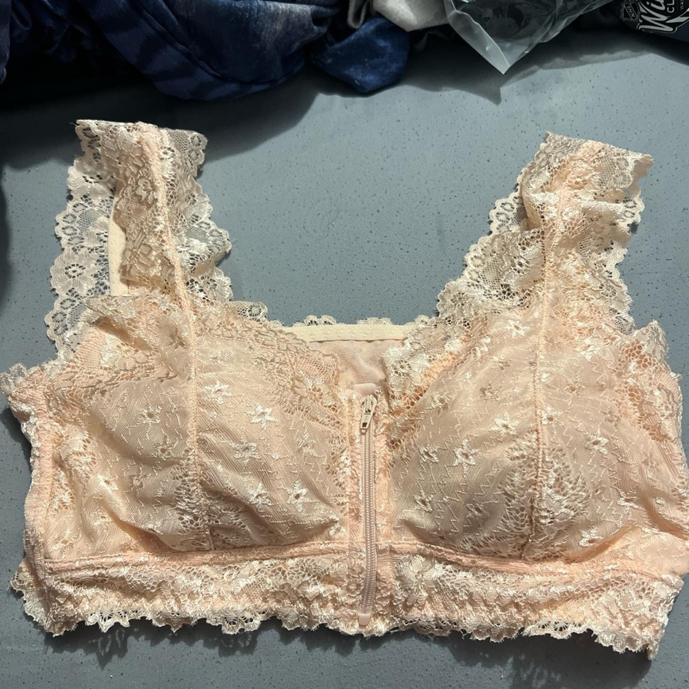 Lace Bralette in Soft Pink